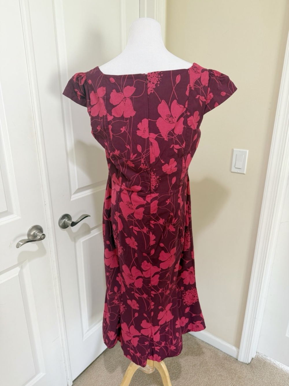 Anthropologie Red Floral Midi Dress - Picture 8 of 12